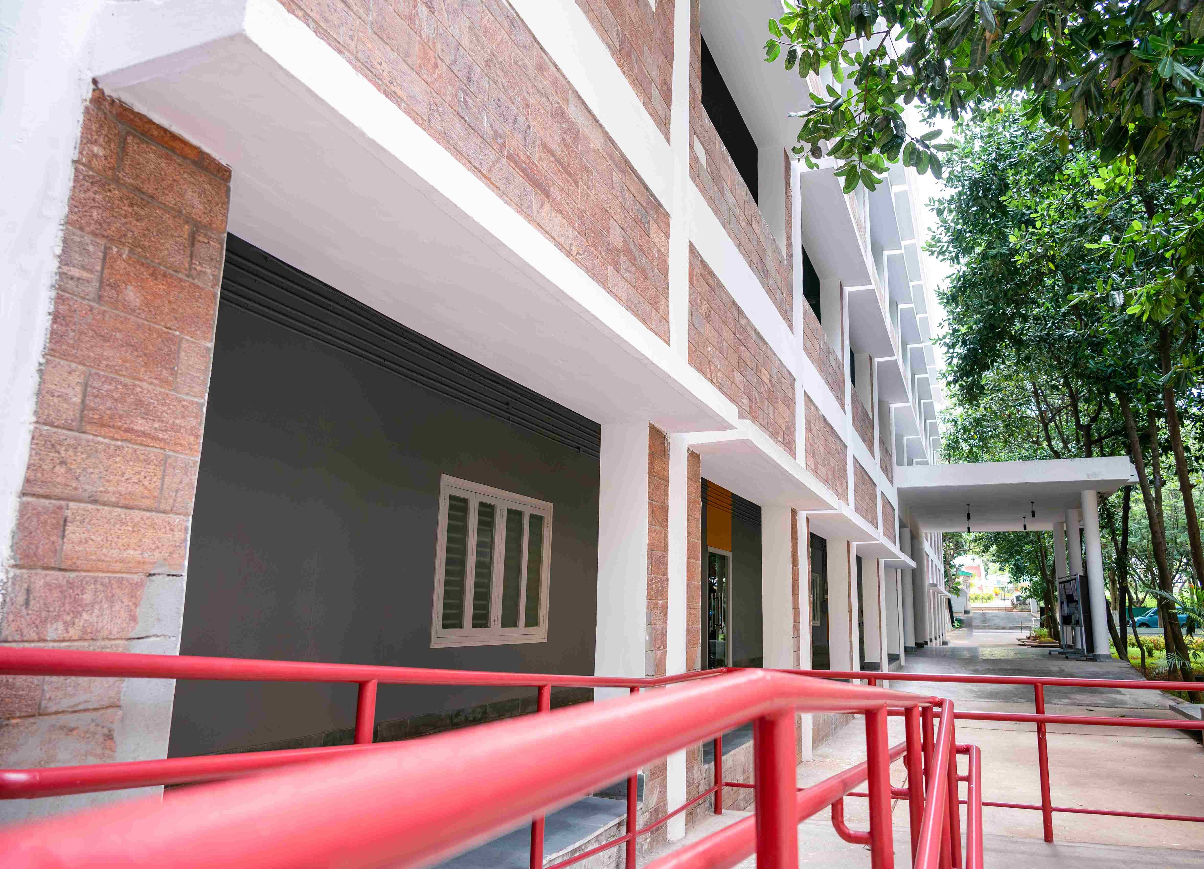 GITAM School of Architecture Visakhapatnam Campus Building photo 3